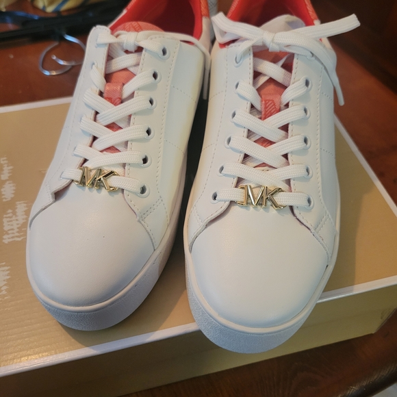 Michael Kors White and Red Women's Sneakers - Picture 1 of 5